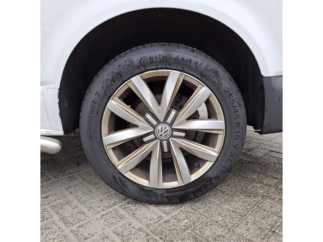 Personenbus, volkswagen, transporter - afbeelding 27 van  49