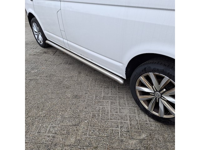 Personenbus, volkswagen, transporter - afbeelding 33 van  49