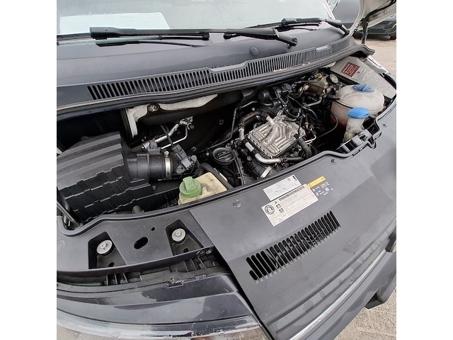 Personenbus, volkswagen, transporter - afbeelding 39 van  49