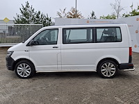Personenbus, volkswagen, transporter - afbeelding 49 van  49