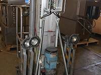 Personenlift alplift type phci940. bouwjaar1998. vermoedelijke max hoogte 9m40, max belasting 135kg. werkin... - afbeelding 3 van  3