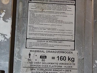 Personenlift grove type pm31dc. bouwjaar 1998. max vloerhoogte 7m70, max platformbelasting 160kg. - afbeelding 3 van  3