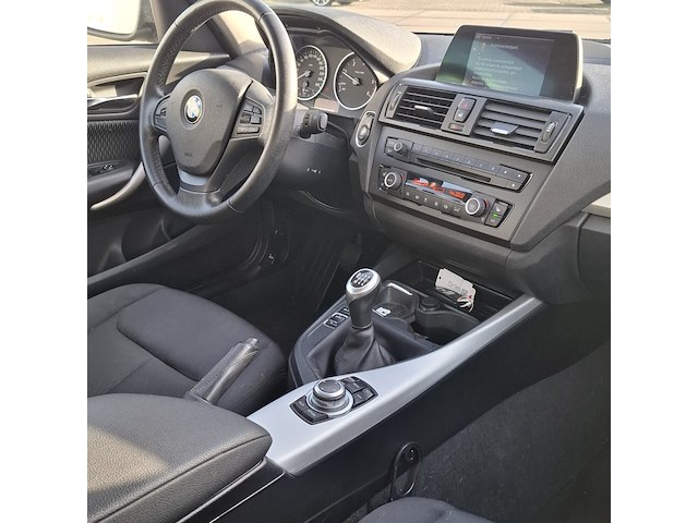 Personenwagen bmw, 1-serie 116d, bouwjaar 2013 - afbeelding 28 van  42