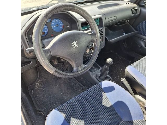 Personenwagen peugeot, 106 1.1 xr, bouwjaar 2003 - afbeelding 10 van  42