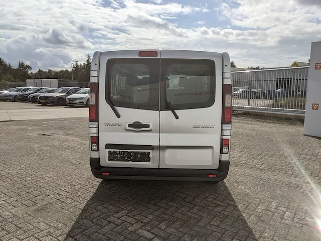 Personenwagen, renault, trafic, 2016 - afbeelding 55 van  57