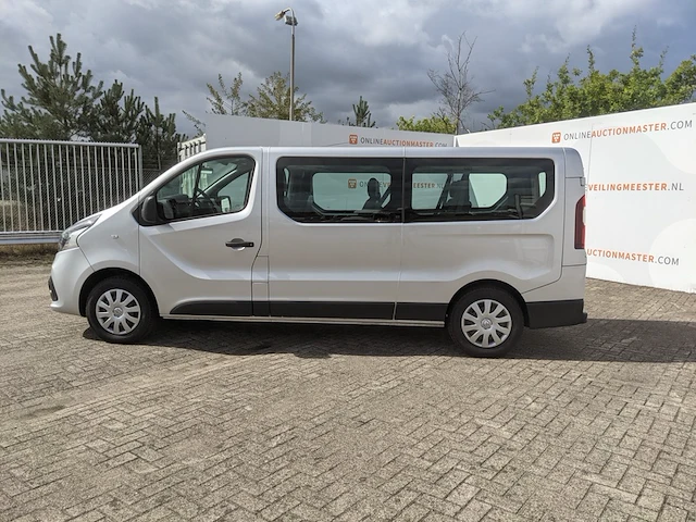 Personenwagen, renault, trafic, 2016 - afbeelding 57 van  57