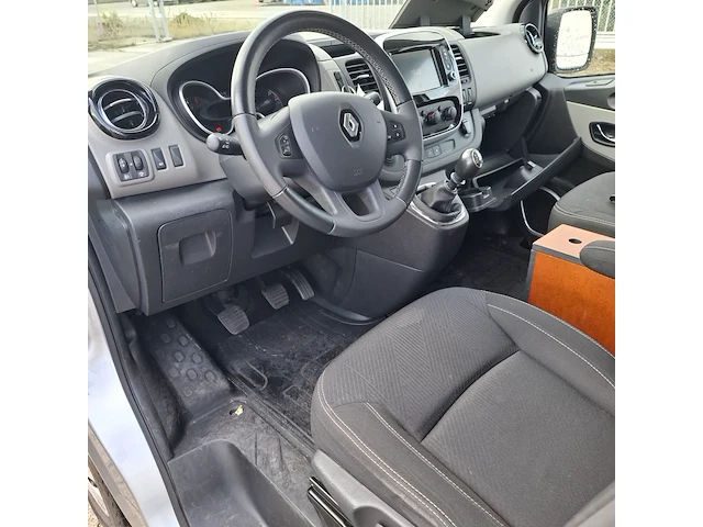 Personenwagen, renault, trafic, 2017 - afbeelding 6 van  48