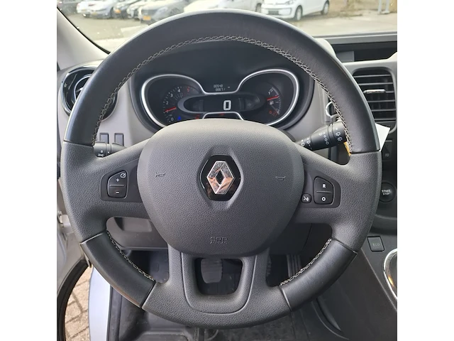 Personenwagen, renault, trafic, 2017 - afbeelding 9 van  48