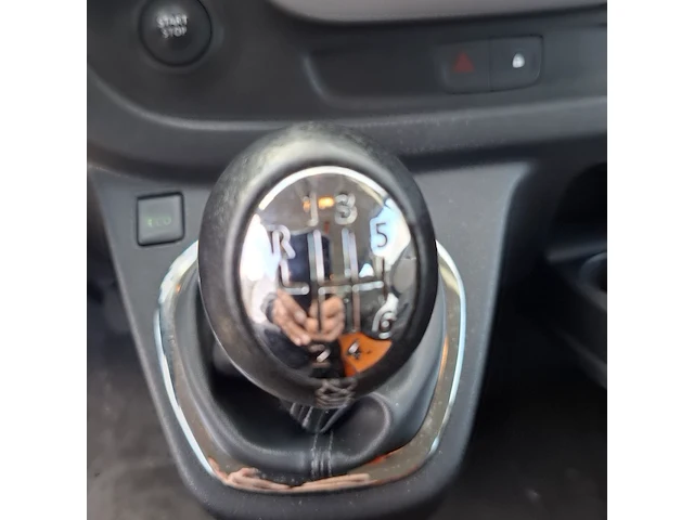 Personenwagen, renault, trafic, 2017 - afbeelding 18 van  48