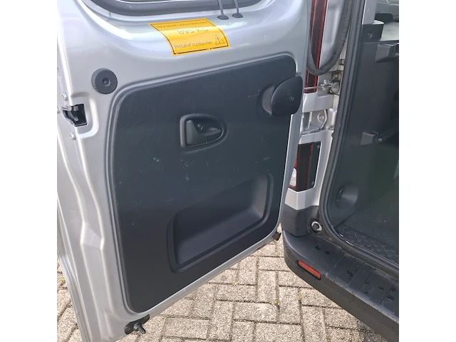 Personenwagen, renault, trafic, 2017 - afbeelding 30 van  48