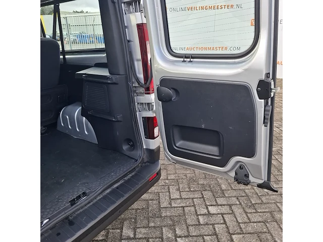 Personenwagen, renault, trafic, 2017 - afbeelding 33 van  48