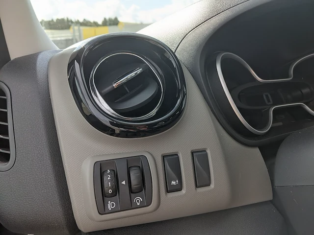 Personenwagen, renault, trafic, 2019 - afbeelding 20 van  69
