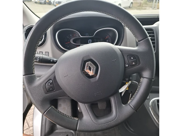 Personenwagen, renault, trafic, 2019 - afbeelding 11 van  48