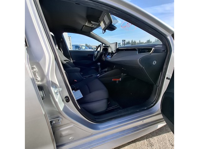 Personenwagen, toyota, corolla - afbeelding 25 van  41