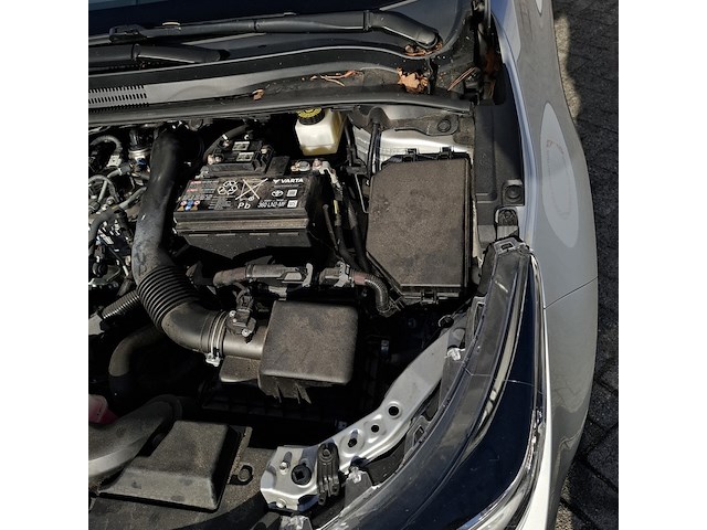 Personenwagen, toyota, corolla - afbeelding 30 van  41