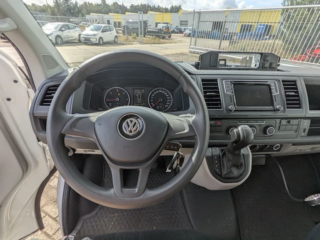 Personenwagen, volkswagen, transporter - afbeelding 7 van  53