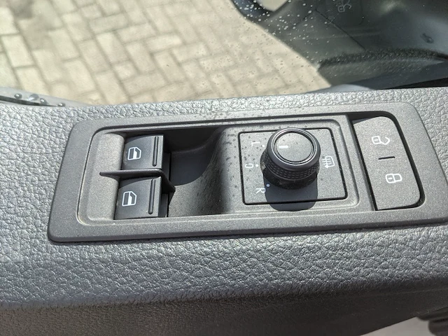 Personenwagen, volkswagen, transporter - afbeelding 17 van  53