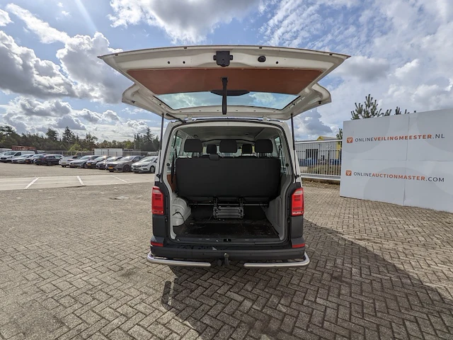 Personenwagen, volkswagen, transporter - afbeelding 21 van  53