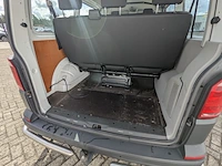 Personenwagen, volkswagen, transporter - afbeelding 22 van  53