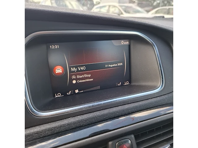 Personenwagen volvo, v40 2.0 d3, zwart, bouwjaar 2019 - afbeelding 16 van  48