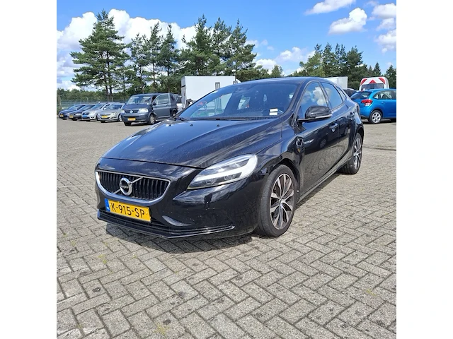 Personenwagen volvo, v40 2.0 d3, zwart, bouwjaar 2019 - afbeelding 12 van  48