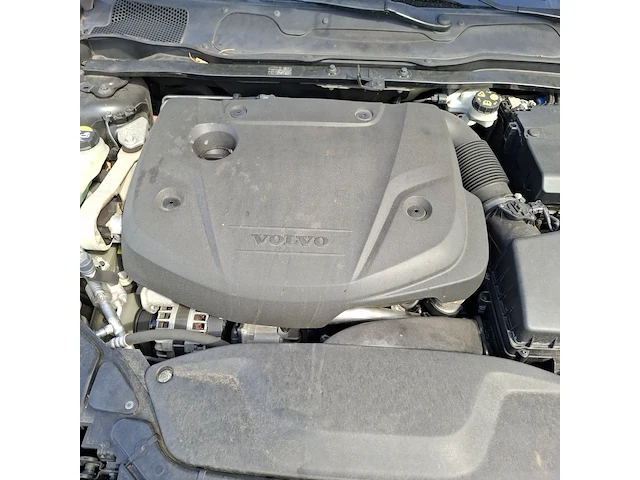 Personenwagen volvo, v40 2.0 d3, zwart, bouwjaar 2019 - afbeelding 36 van  48
