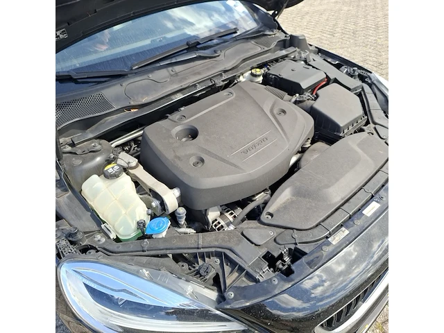 Personenwagen volvo, v40 2.0 d3, zwart, bouwjaar 2019 - afbeelding 39 van  48