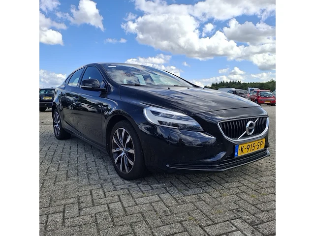 Personenwagen volvo, v40 2.0 d3, zwart, bouwjaar 2019 - afbeelding 34 van  48