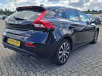 Personenwagen volvo, v40 2.0 d3, zwart, bouwjaar 2019 - afbeelding 45 van  48