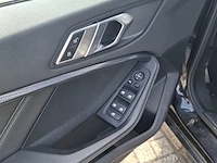 Personnenauto bmw, 1-serie 118i high executive edition, bouwjaar 2020 - afbeelding 3 van  54