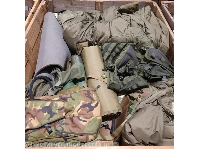 Persoonlijke uitrusting en kleding defensie - afbeelding 4 van  38