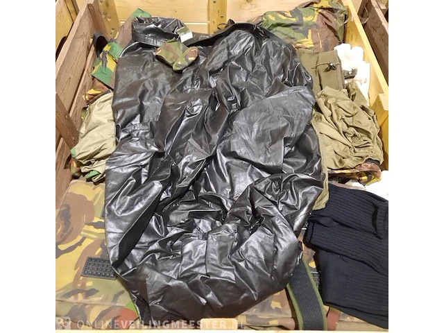 Persoonlijke uitrusting en kleding defensie - afbeelding 19 van  38