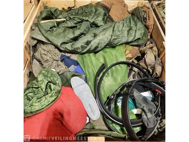 Persoonlijke uitrusting en kleding defensie - afbeelding 31 van  38