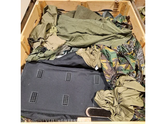 Persoonlijke uitrusting en kleding defensie - afbeelding 37 van  38