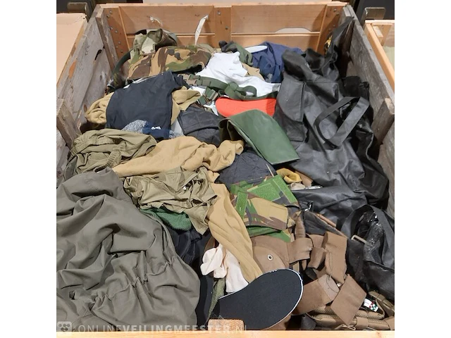 Persoonlijke uitrusting en kleding defensie - afbeelding 38 van  38