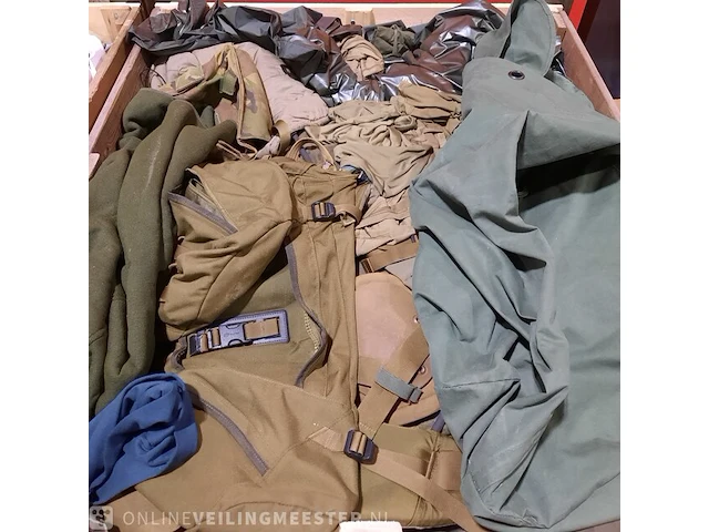 Persoonlijke uitrusting en kleding defensie - afbeelding 10 van  31