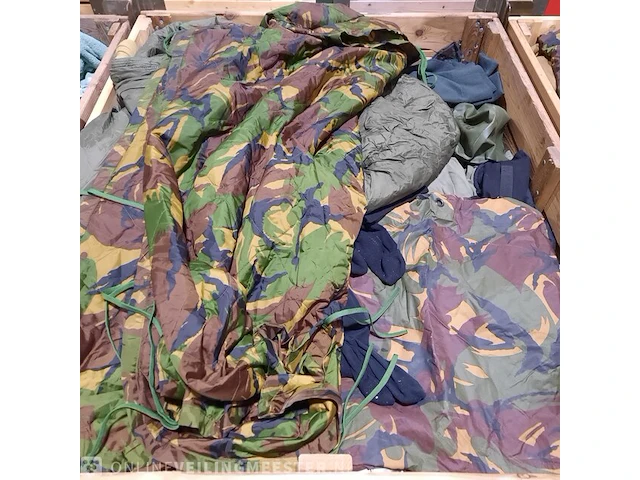 Persoonlijke uitrusting en kleding defensie - afbeelding 13 van  31