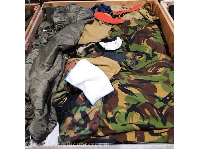 Persoonlijke uitrusting en kleding defensie - afbeelding 30 van  31
