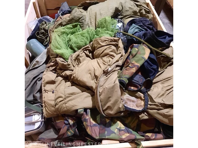 Persoonlijke uitrusting en kleding defensie - afbeelding 7 van  27