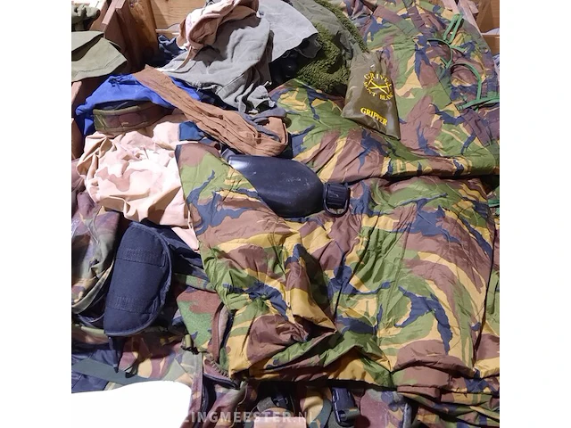 Persoonlijke uitrusting en kleding defensie - afbeelding 10 van  27