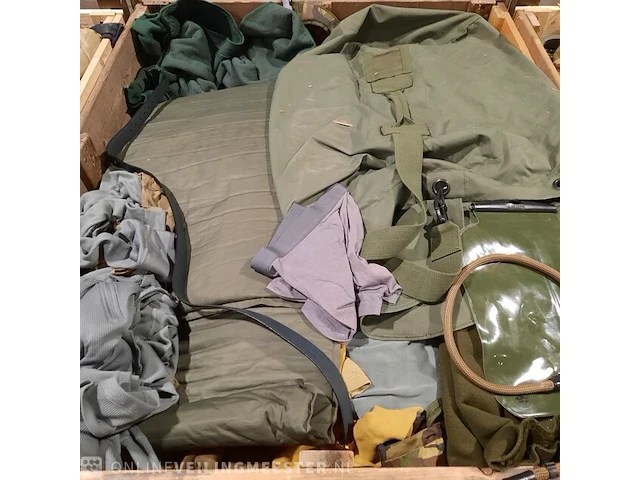 Persoonlijke uitrusting en kleding defensie - afbeelding 9 van  24
