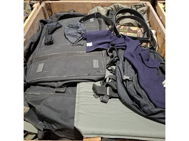 Persoonlijke uitrusting en kleding defensie - afbeelding 9 van  31