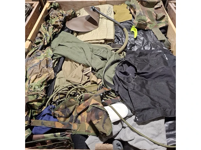 Persoonlijke uitrusting en kleding defensie - afbeelding 10 van  31