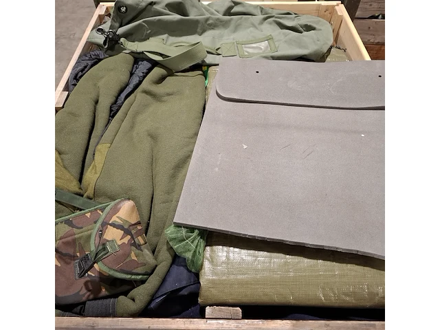 Persoonlijke uitrusting en kleding defensie - afbeelding 12 van  31