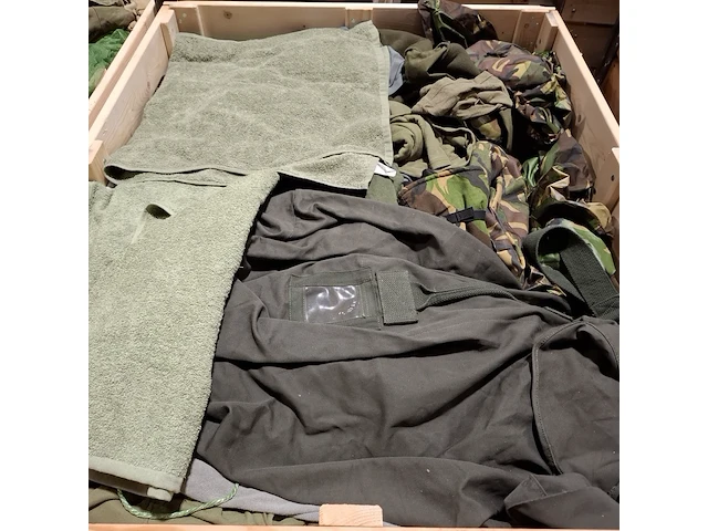 Persoonlijke uitrusting en kleding defensie - afbeelding 24 van  31