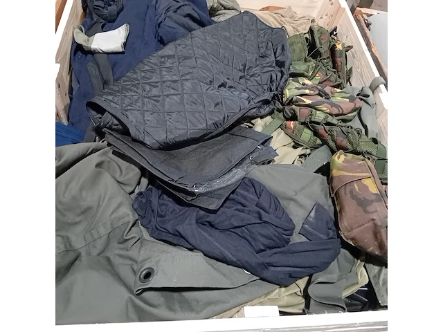 Persoonlijke uitrusting en kleding defensie - afbeelding 8 van  43