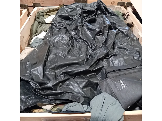Persoonlijke uitrusting en kleding defensie - afbeelding 10 van  43
