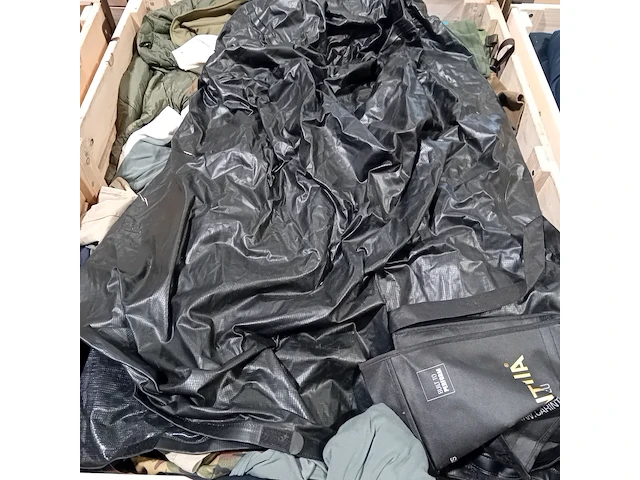 Persoonlijke uitrusting en kleding defensie - afbeelding 32 van  43