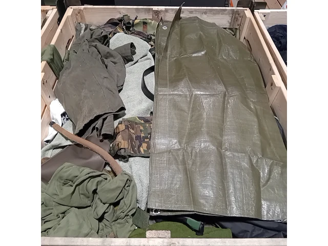 Persoonlijke uitrusting en kleding defensie - afbeelding 36 van  43