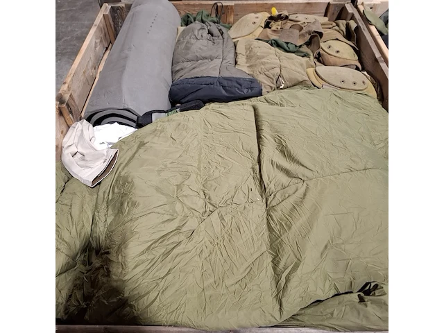 Persoonlijke uitrusting en kleding defensie - afbeelding 7 van  32
